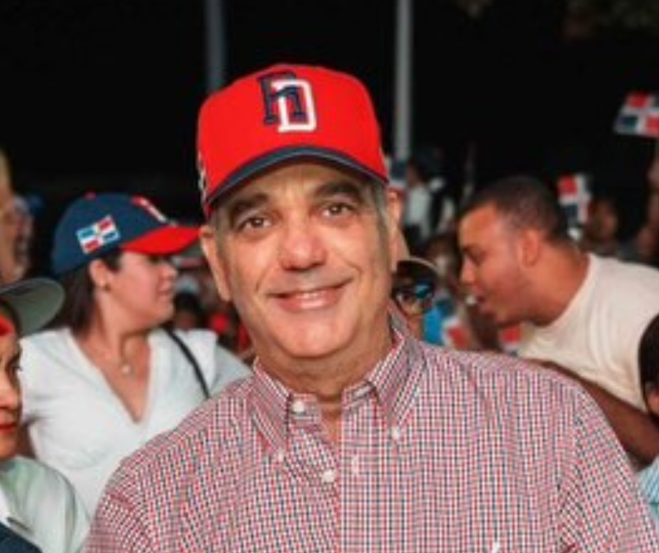 Abinader Elogia a la Selección Nacional de Béisbol: 'Lo Dieron Todo'