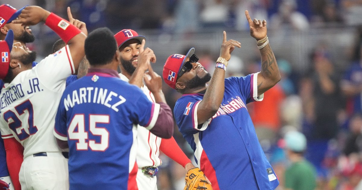 ¡Plátano Power imparable! RD tumba gigantes y avanza a semifinales