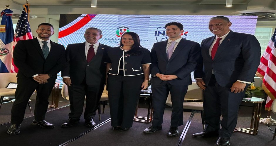 Líderes Dominicanos en NY Impulsan Unidad y Progreso en Primer Foro de INDEX