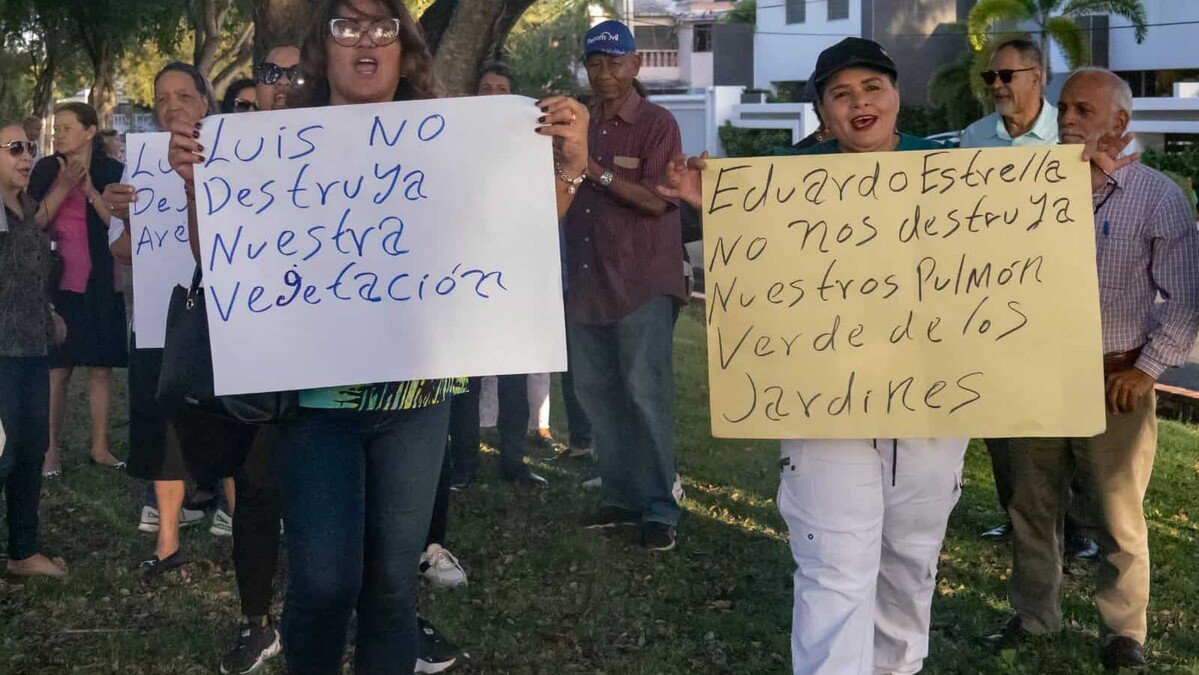 Vecinos de Jardines del Norte se Manifiestan Contra Ampliación de Av. Los Próceres