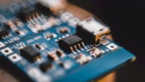 OCDE traza ruta estratégica para industria de chips en República Dominicana