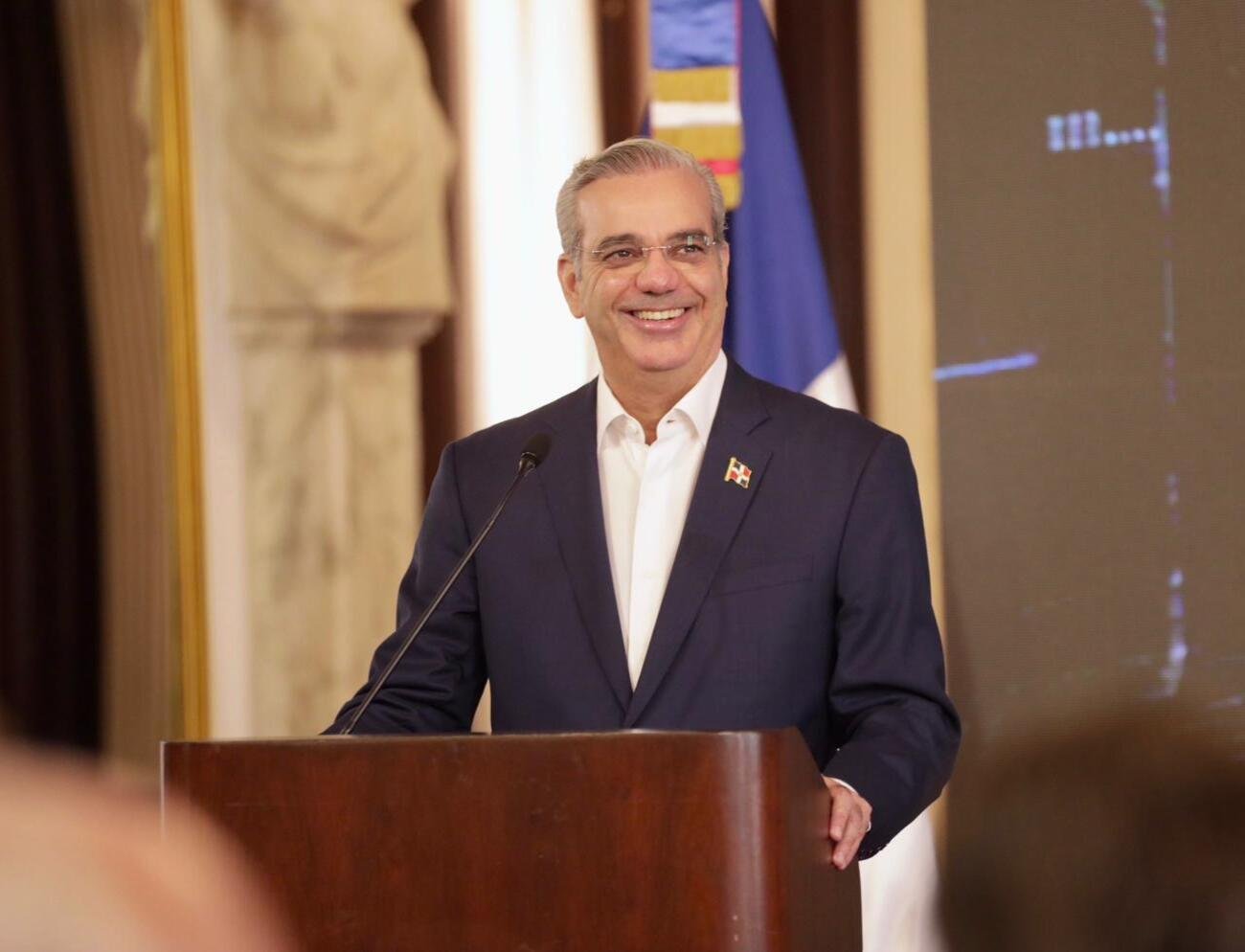 Abinader lanza CEIA: República Dominicana potencia IA y tecnología